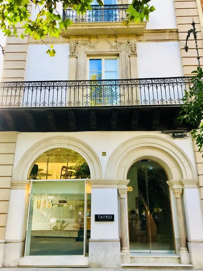 Hotel Tayko Sevilla