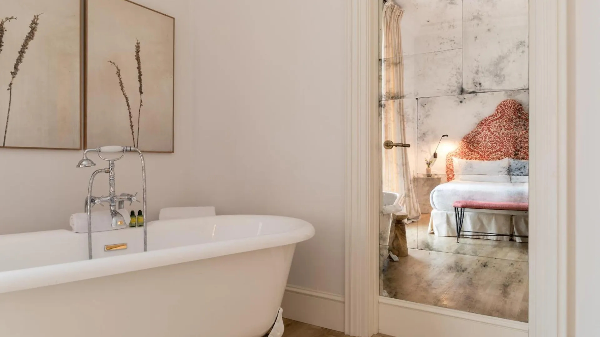 Hotel Tayko Sevilla